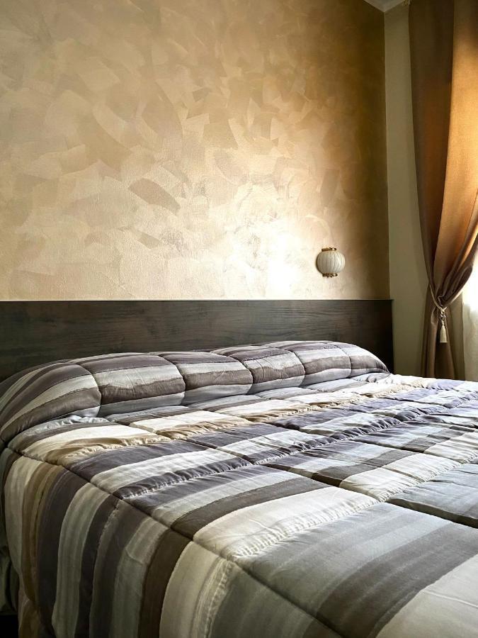 Hotel Vallisdea Sala Consilina Bagian luar foto